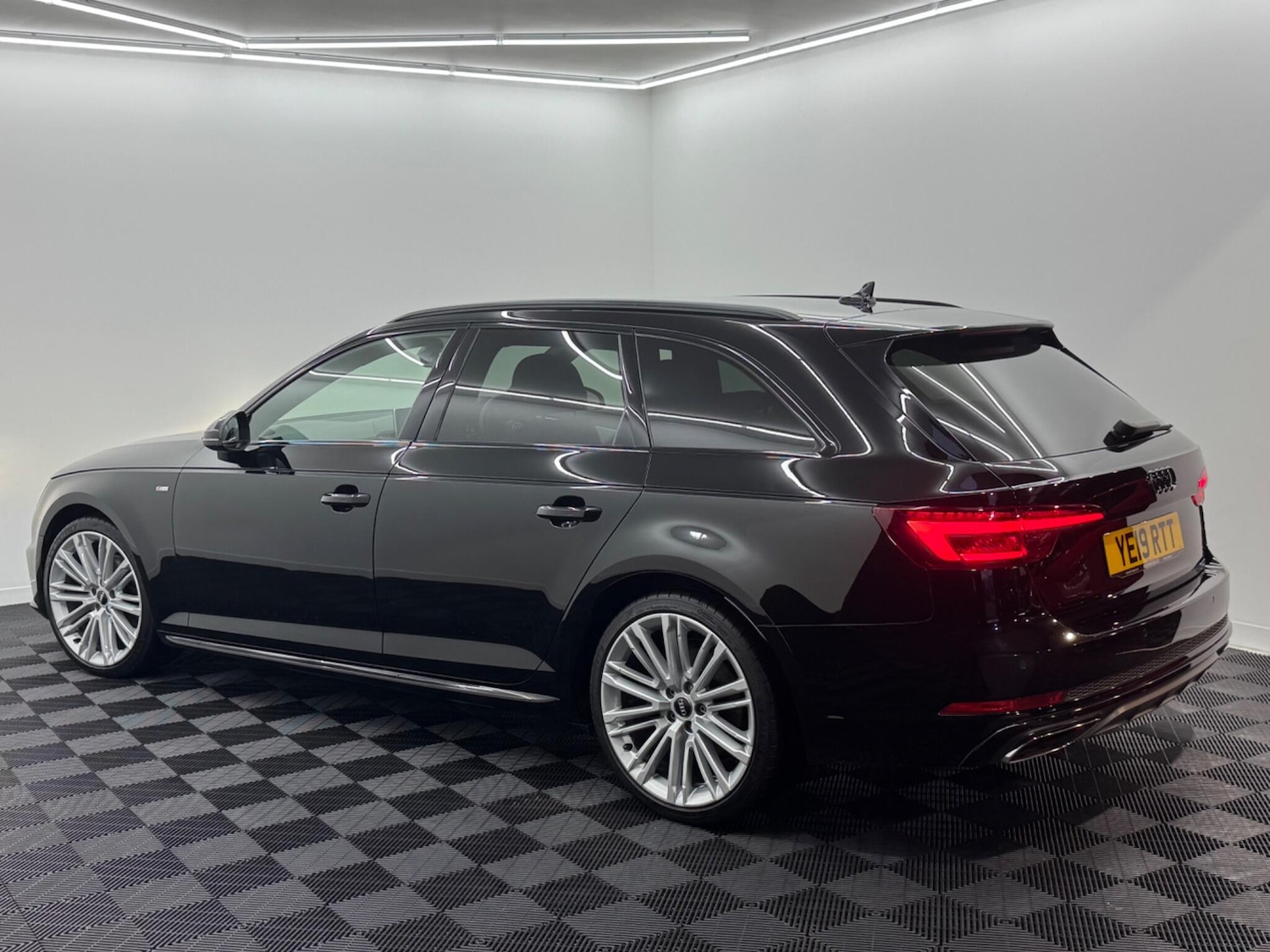 Used Audi A4 2019 for sale - 76849951: Photo 33