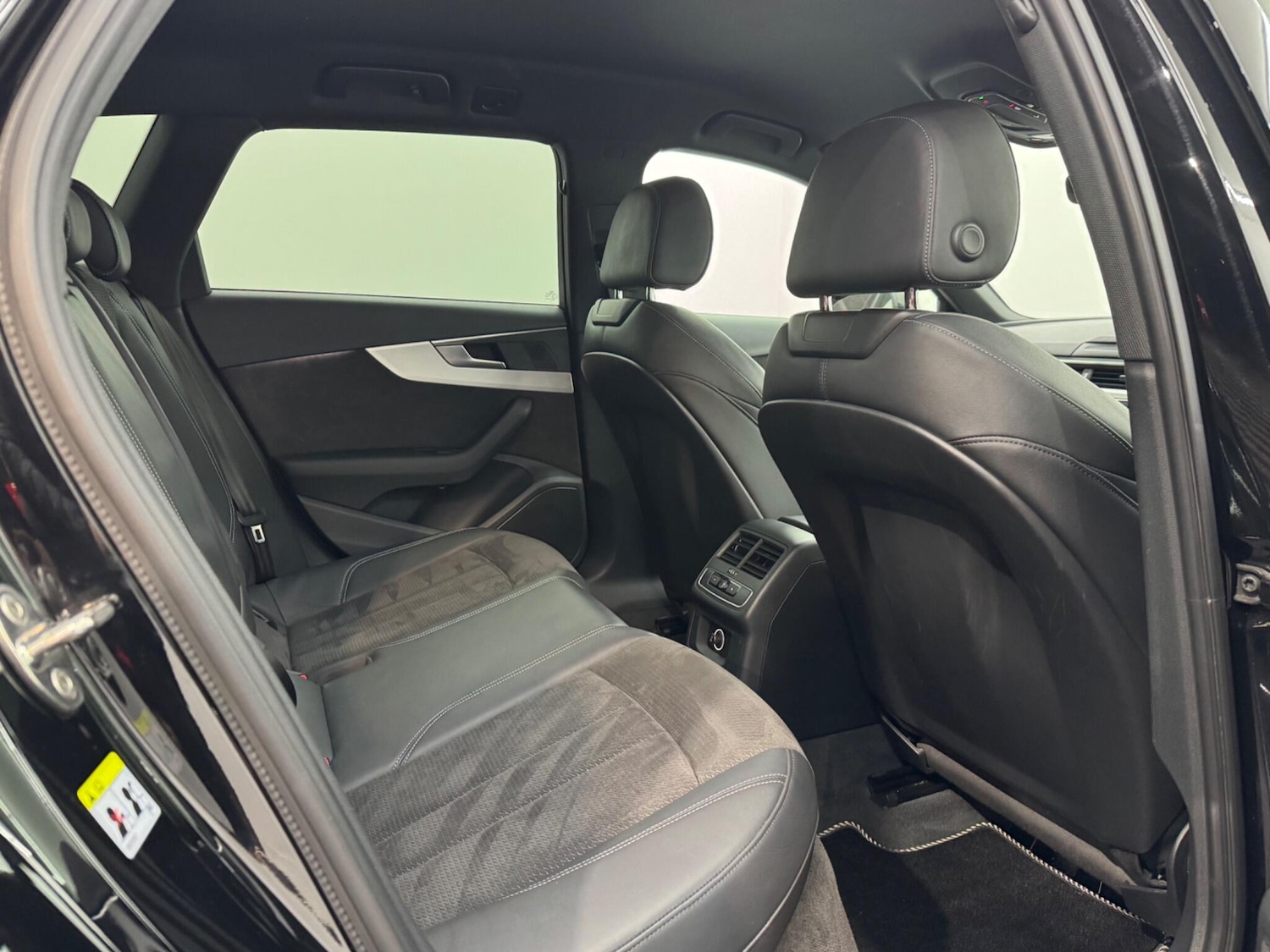 Used Audi A4 2019 for sale - 76849951: Photo 49