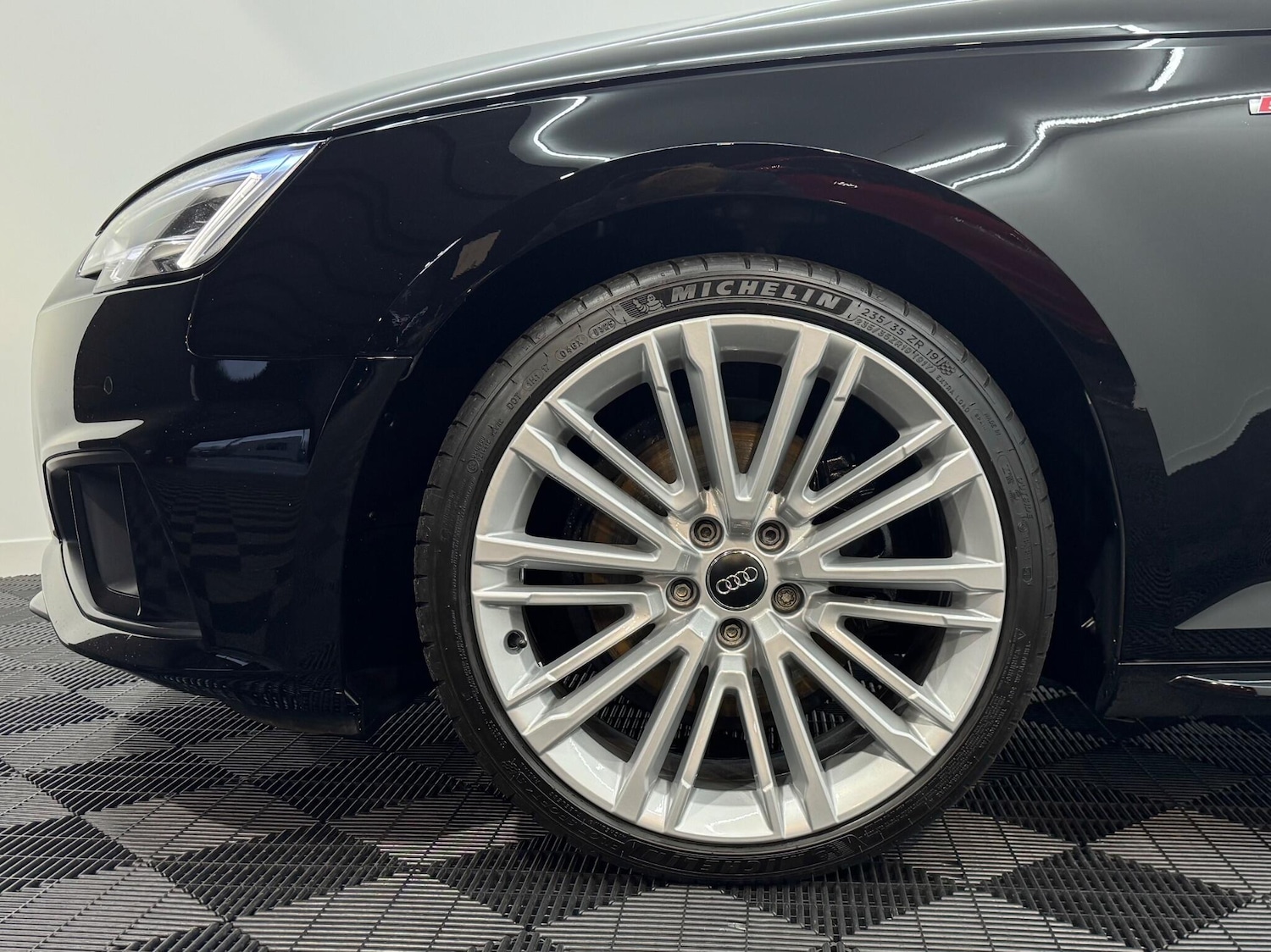 Used Audi A4 2019 for sale - 76849951: Photo 65