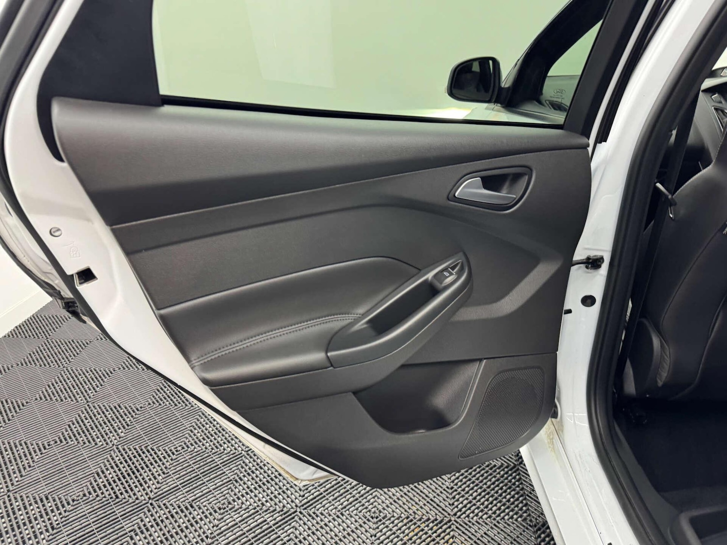 Used Ford Focus 2017 for sale - 77637615: Photo 50