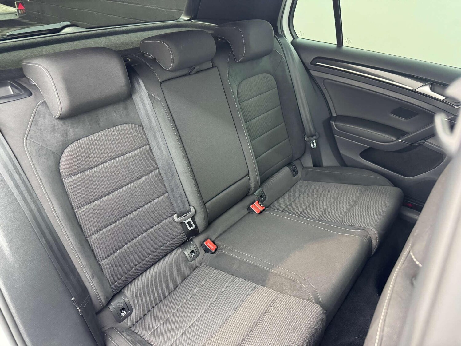 Used Volkswagen Golf 2018 for sale - 77783119: Photo 37