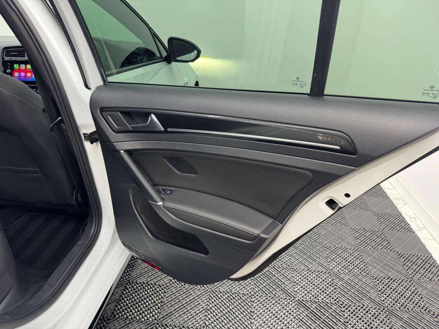 Used Volkswagen Golf 2018 for sale - 77783119: Photo 39