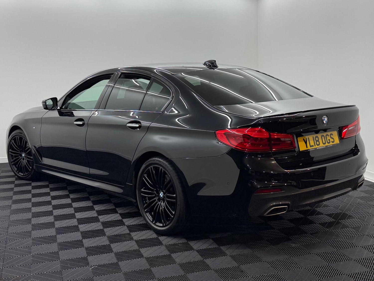 Used BMW 5 Series 2018 for sale - 76936204: Photo 23