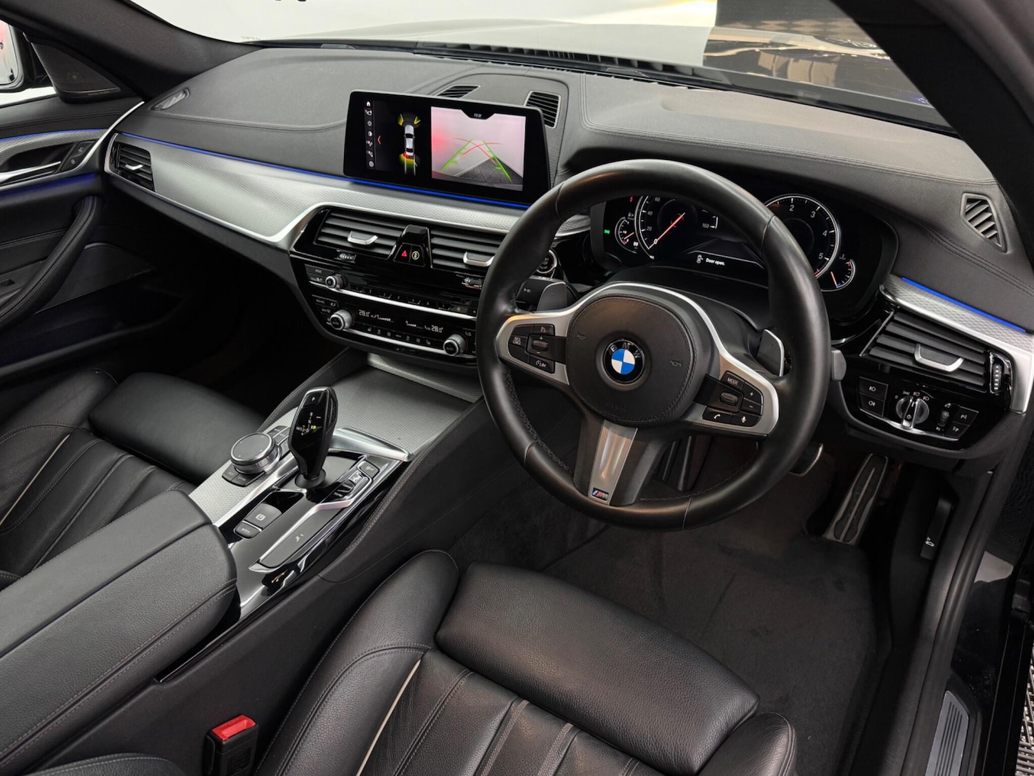 Used BMW 5 Series 2018 for sale - 76936204: Photo 3