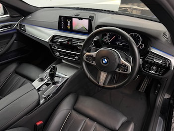 Used BMW 5 Series 2018 for sale - 76936204: Photo