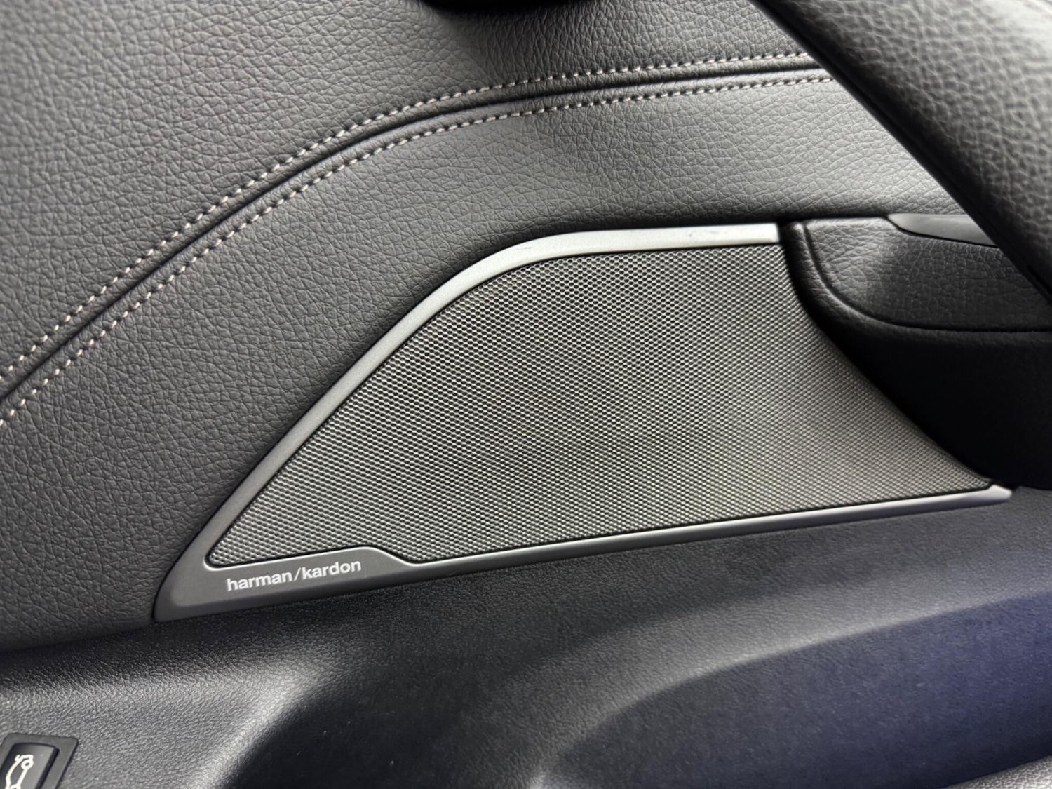 Used BMW 5 Series 2018 for sale - 76936204: Photo 53