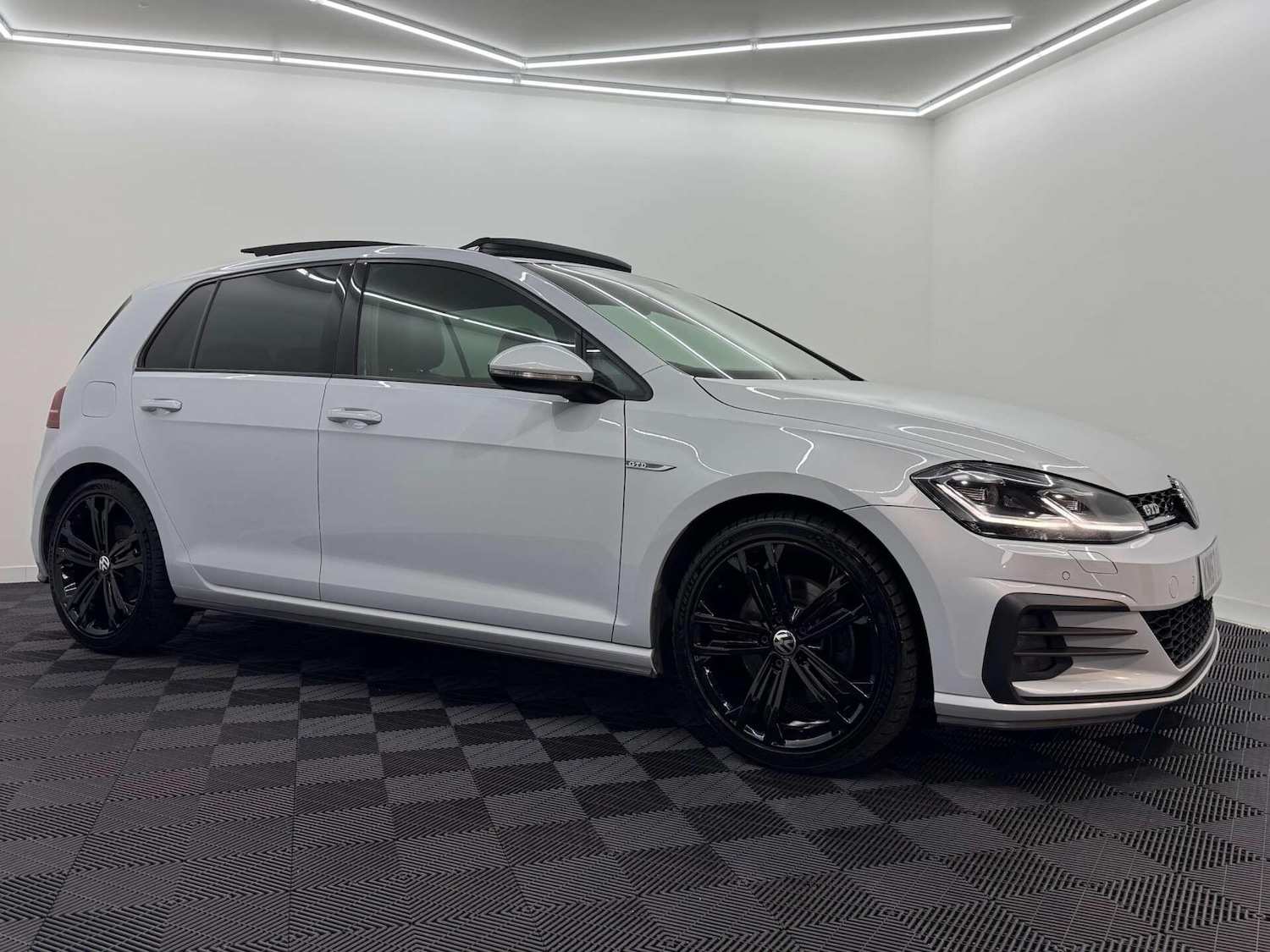 Used Volkswagen Golf for sale - 77752890: Photo 31