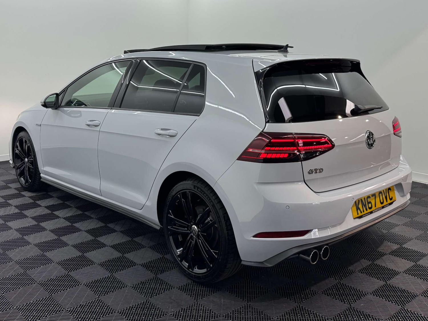 Used Volkswagen Golf for sale - 77752890: Photo 32