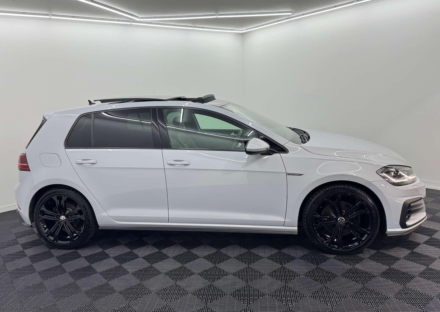 Used Volkswagen Golf for sale - 77752890: Photo 35