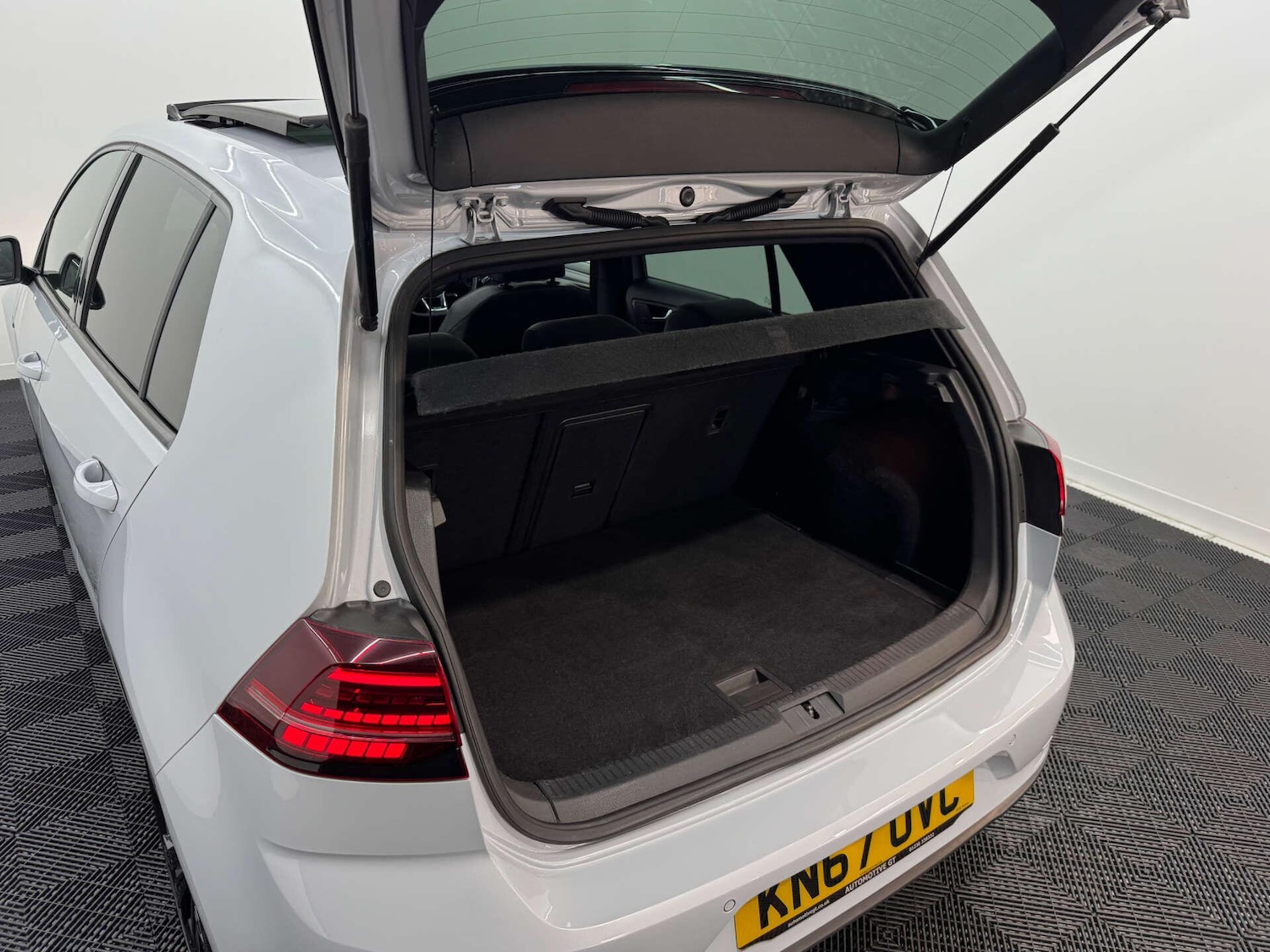 Used Volkswagen Golf for sale - 77752890: Photo 75