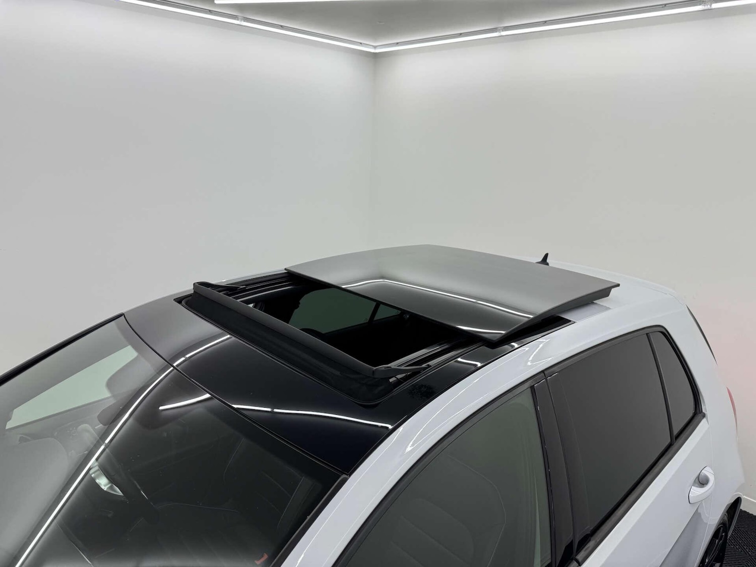 Used Volkswagen Golf for sale - 77752890: Photo 77