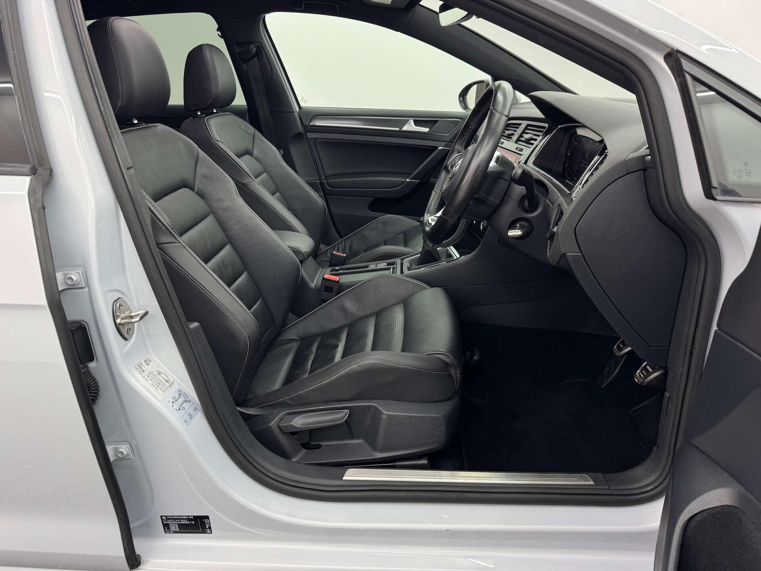 Used Volkswagen Golf for sale - 77752890: Photo 86