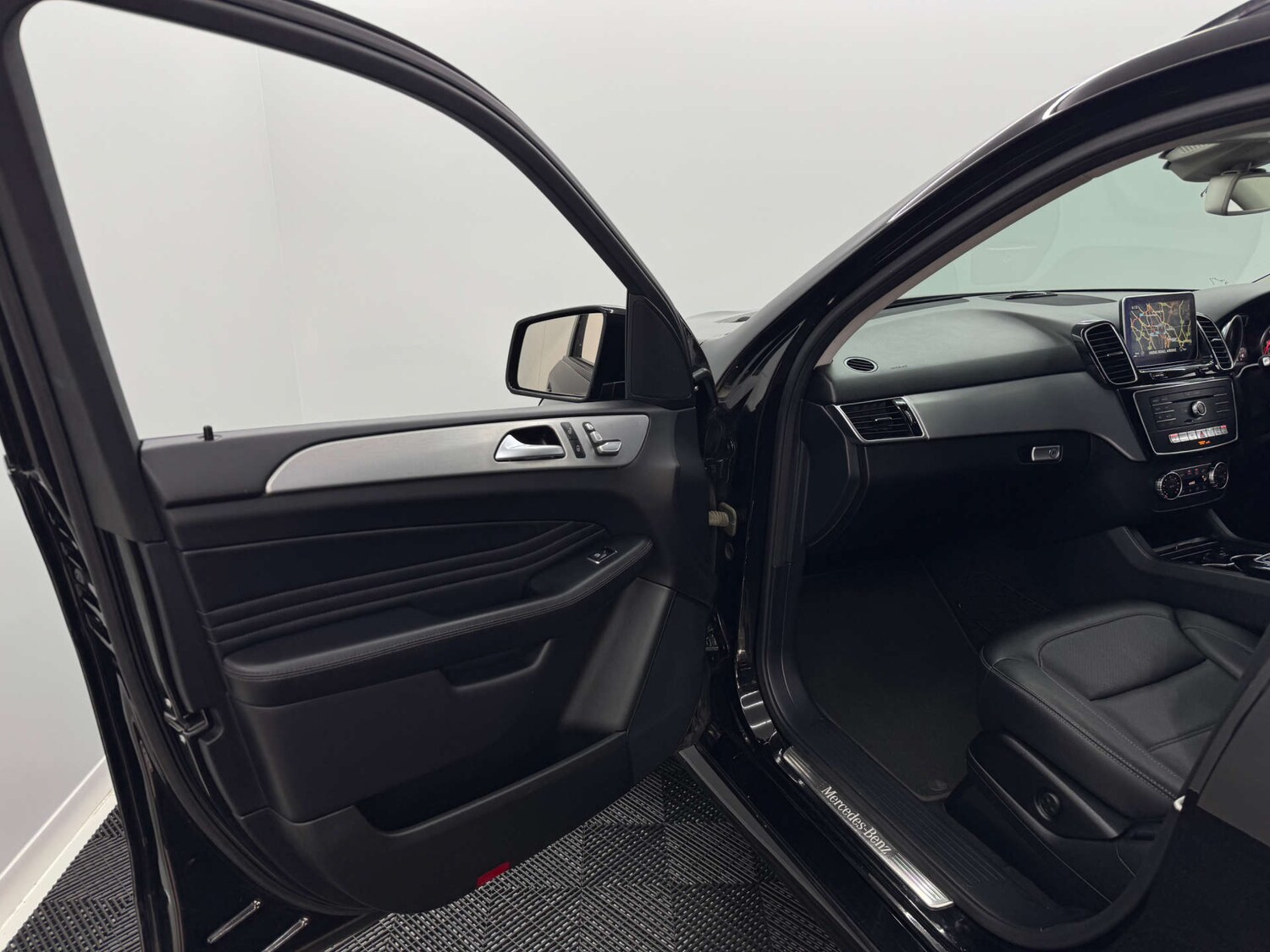 Used Mercedes-Benz GLE 2015 for sale - 77996964: Photo 52