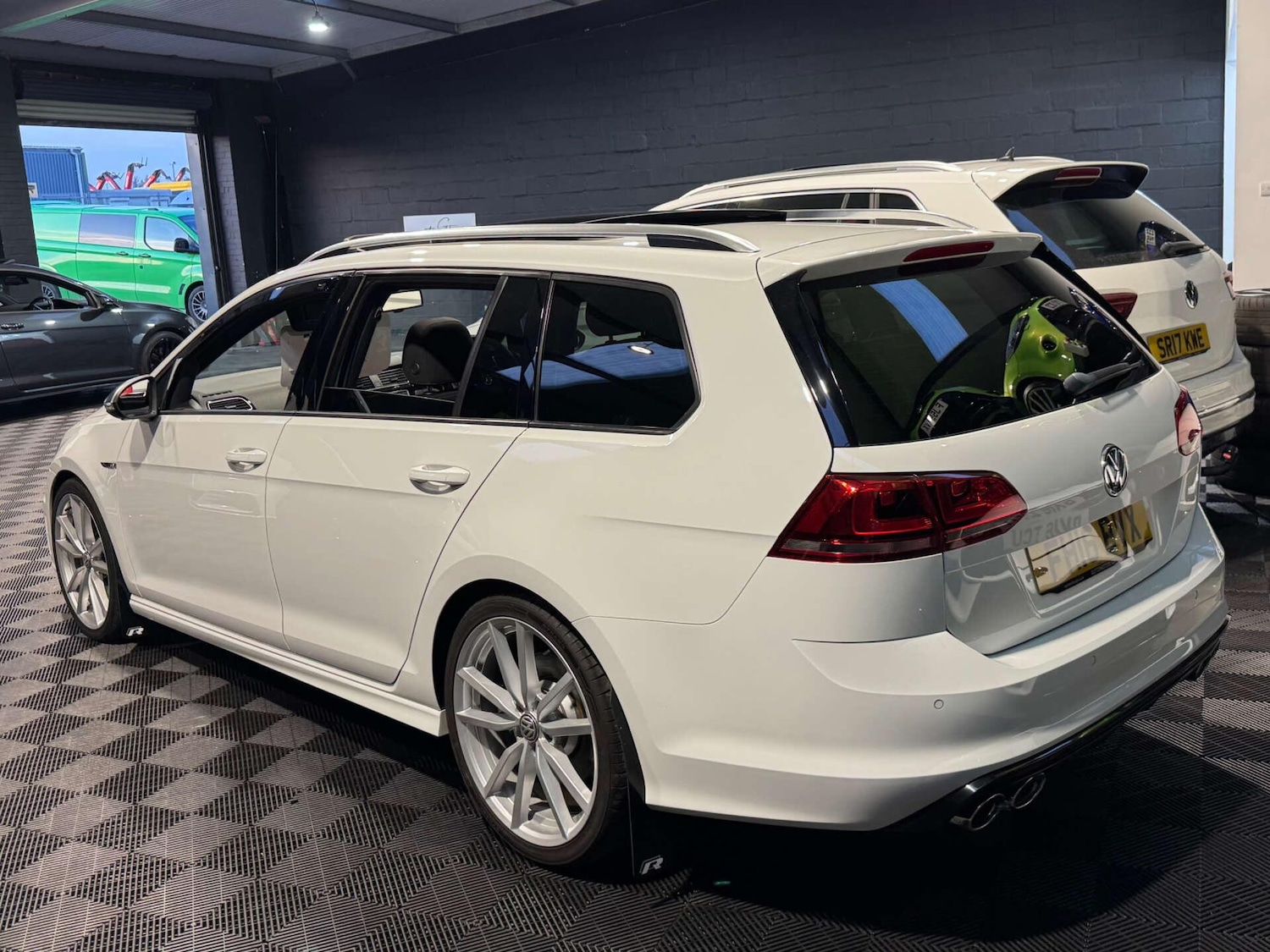 Used Volkswagen Golf 2016 for sale - 77783101: Photo 6