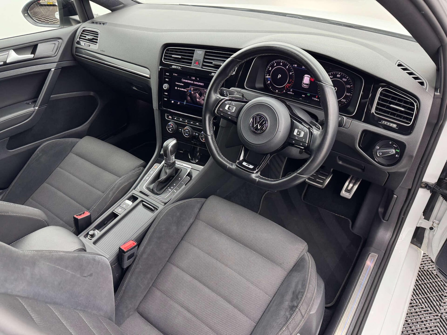 Used Volkswagen Golf for sale - 77704865: Photo 12