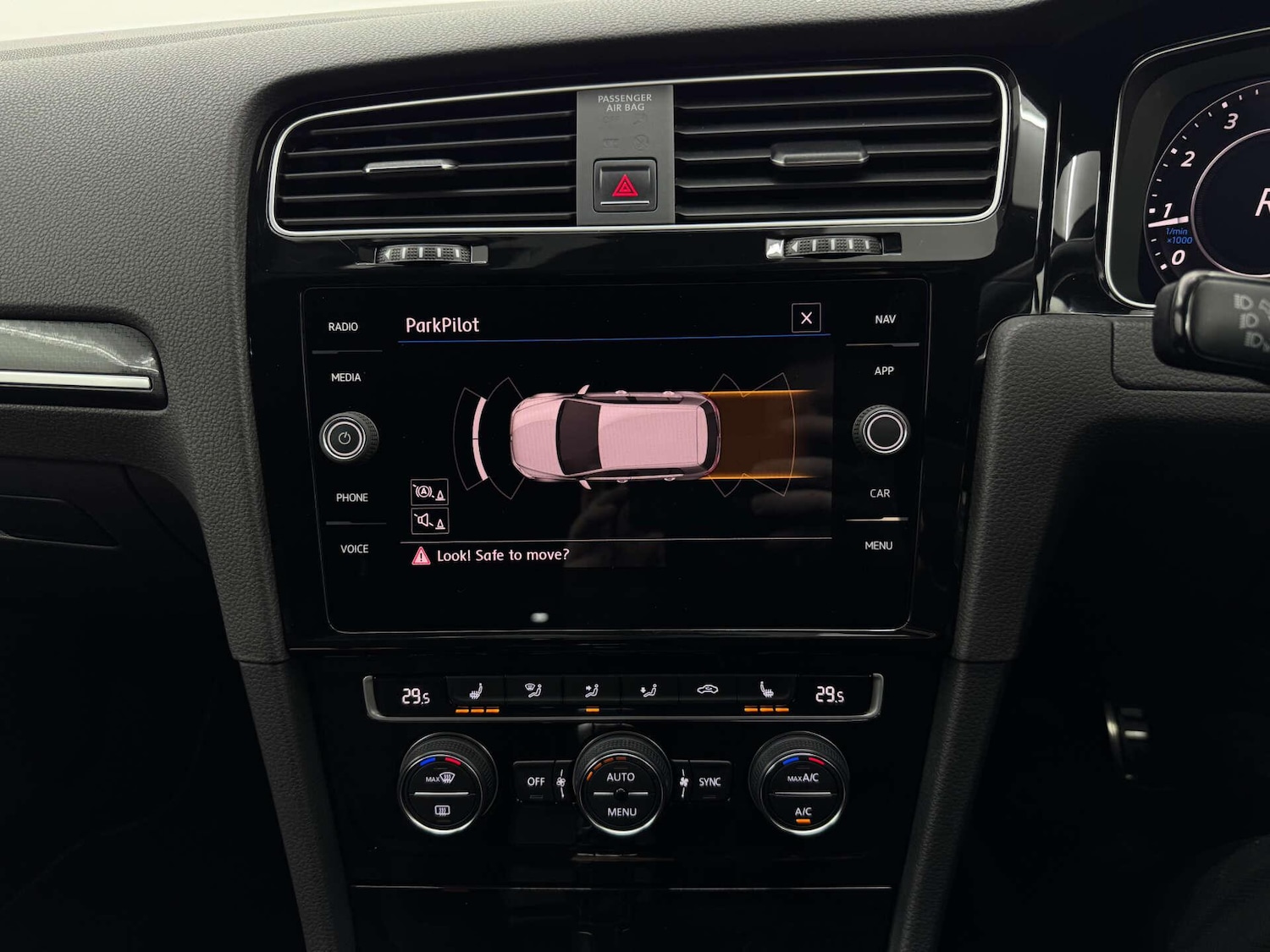 Used Volkswagen Golf for sale - 77704865: Photo 17