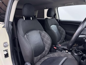 Used MINI Hatch 2018 for sale - 77705495: Photo