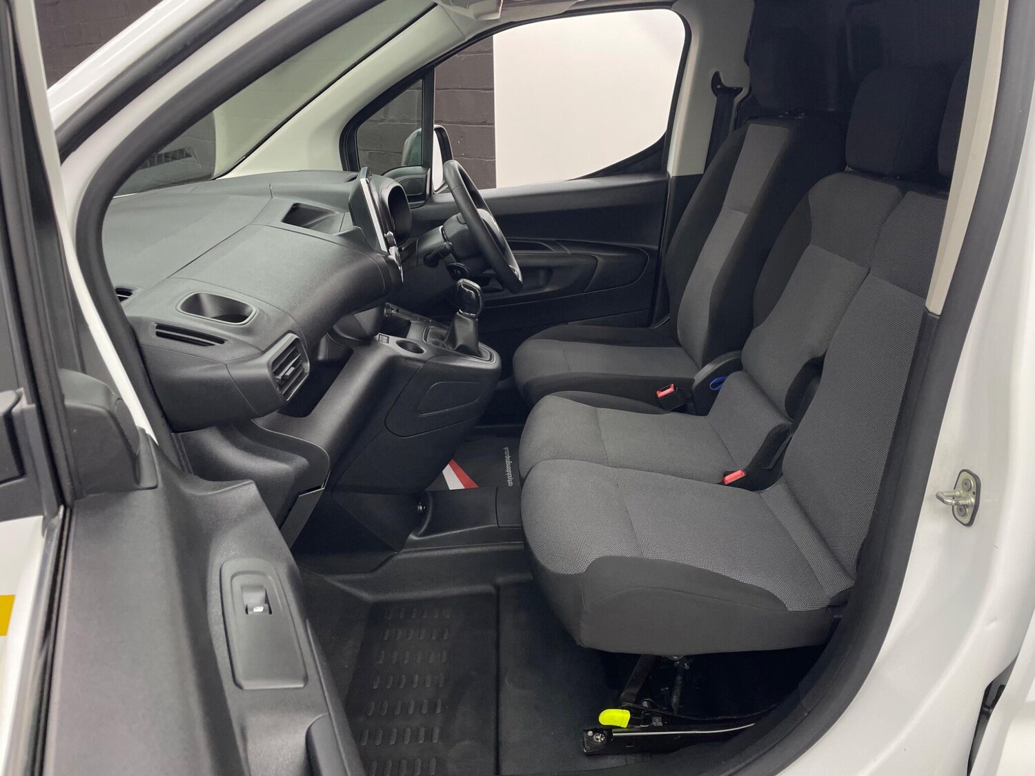 Used Citroen Berlingo 2020 for sale - 76378063: Photo 21