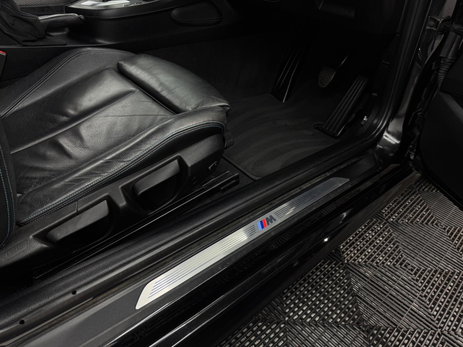 Used BMW M2 2017 for sale - 75377924: Photo 98