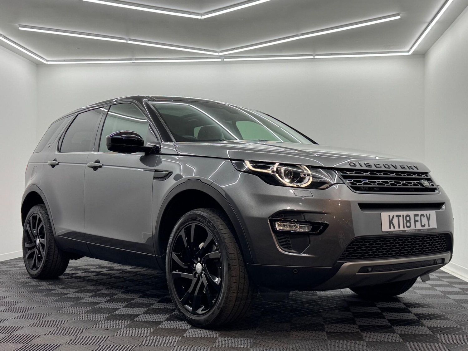 Used Land Rover Discovery Sport 2018 for sale - 76633221: Photo 19