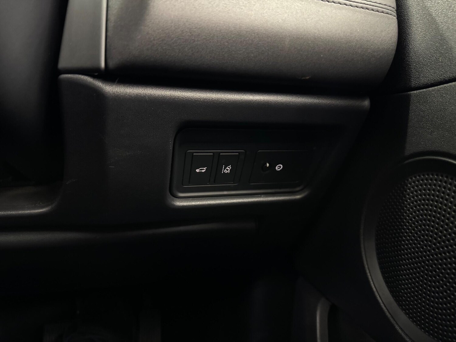 Used Land Rover Discovery Sport 2018 for sale - 76633221: Photo 43