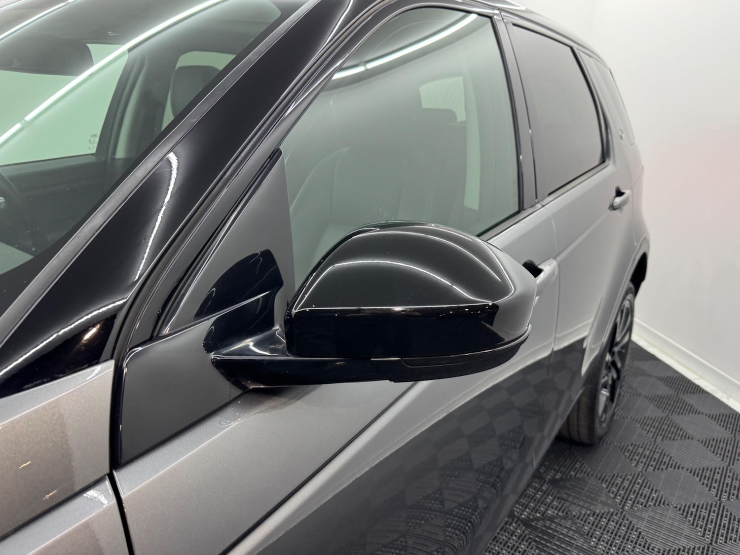 Used Land Rover Discovery Sport 2018 for sale - 76633221: Photo 57