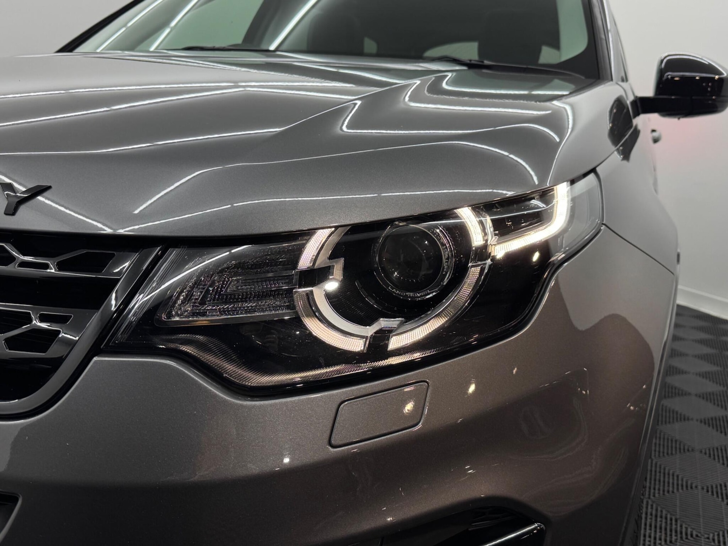 Used Land Rover Discovery Sport 2018 for sale - 76633221: Photo 69