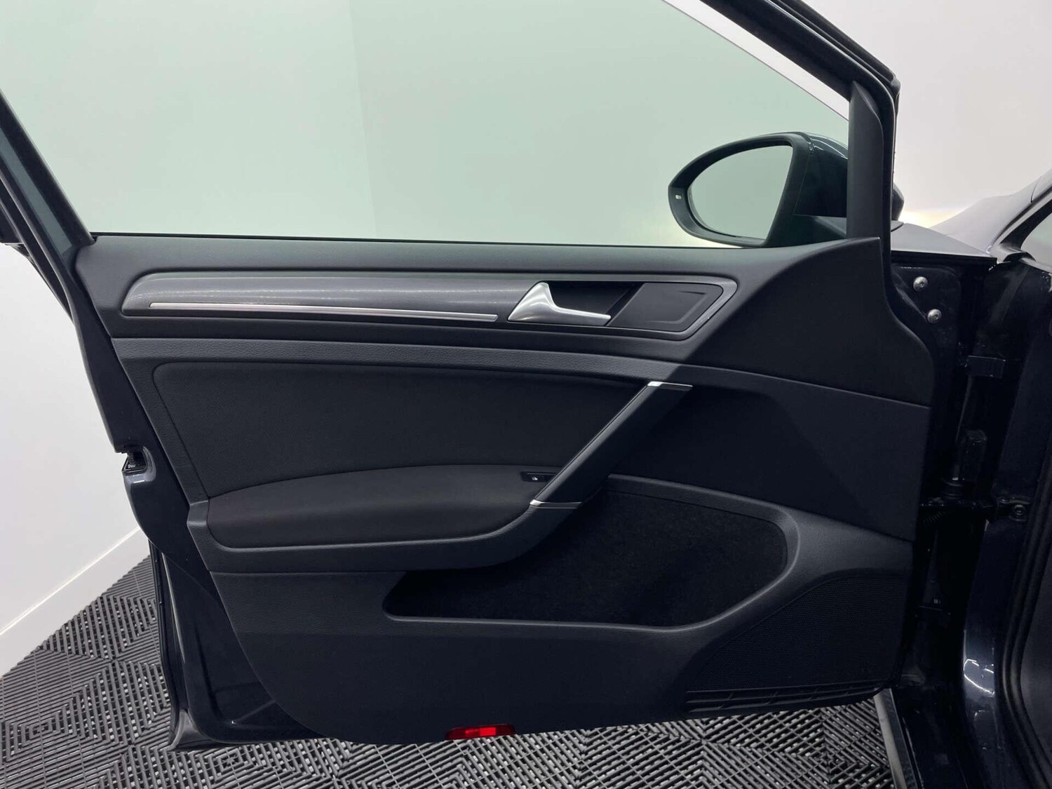 Used Volkswagen Golf for sale - 77683926: Photo 45