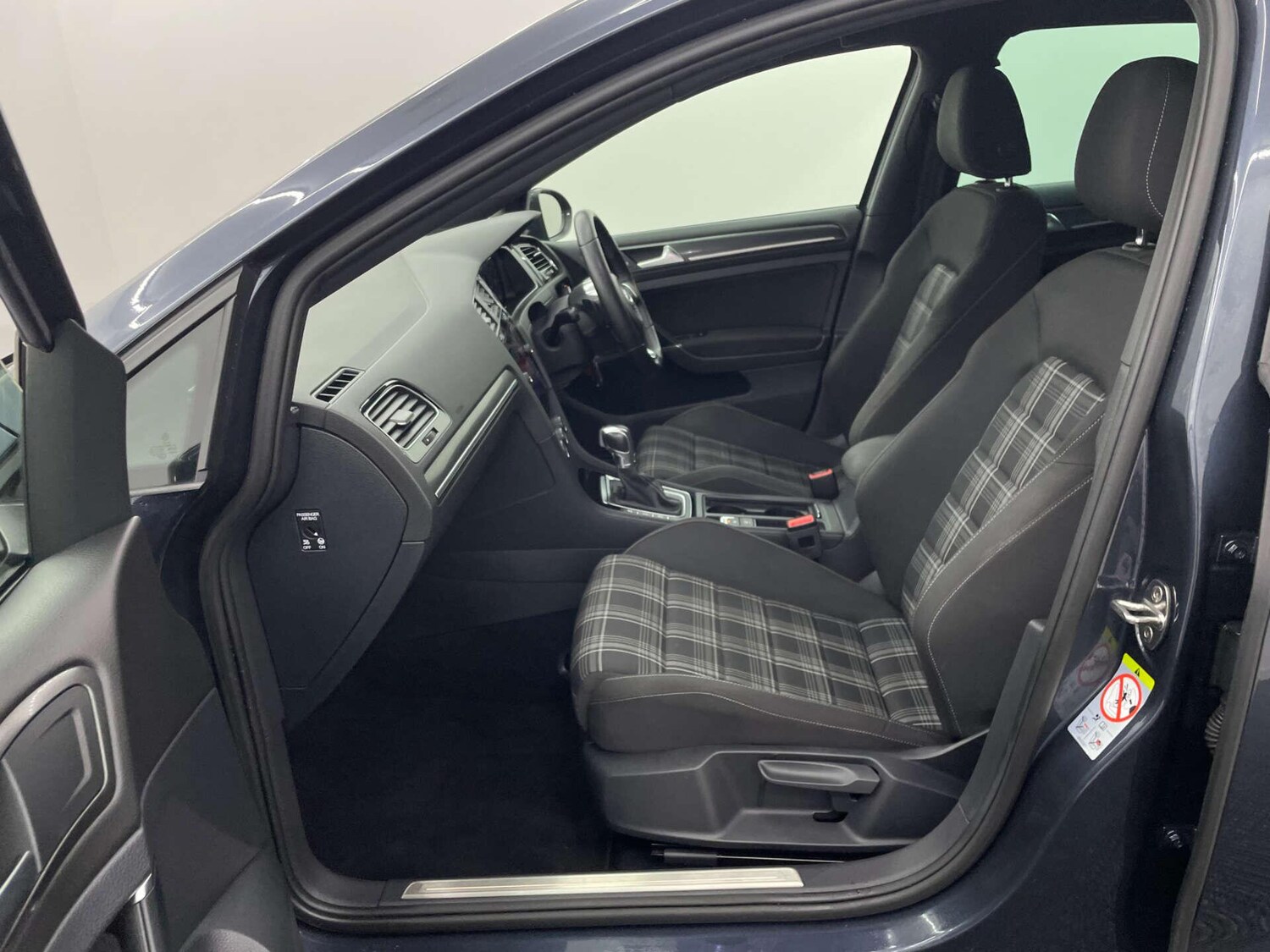 Used Volkswagen Golf for sale - 77683926: Photo 53