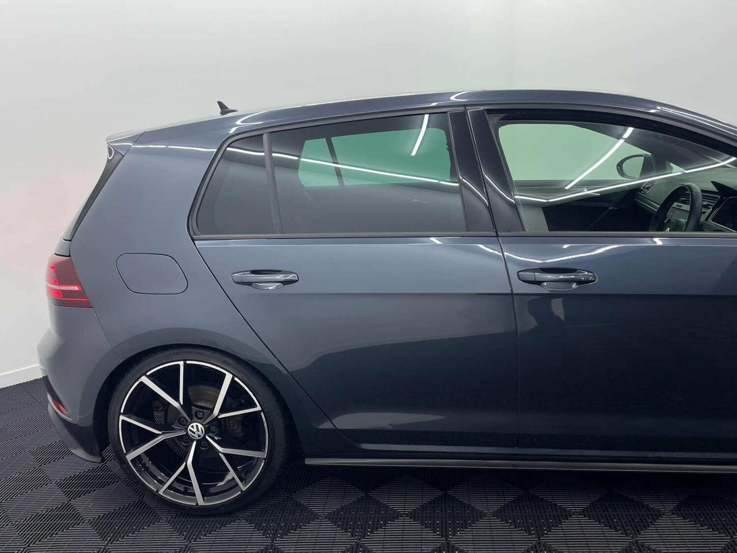 Used Volkswagen Golf for sale - 77683926: Photo 57