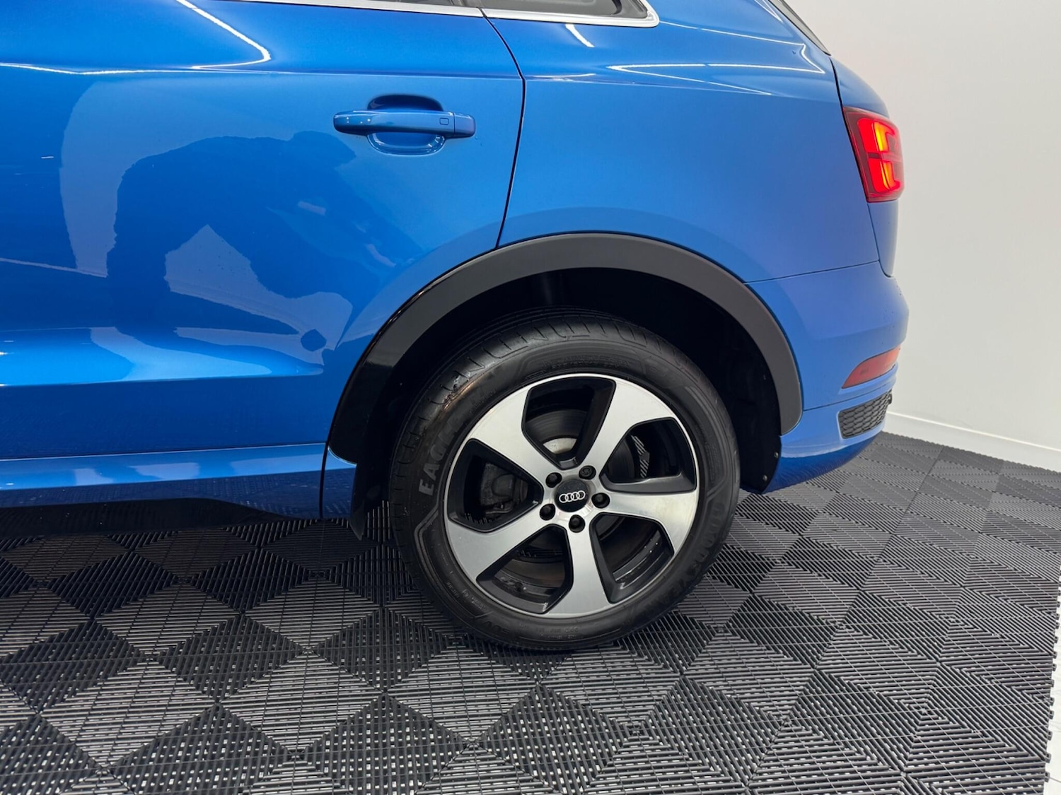 Used Audi Q3 2017 for sale - 76446523: Photo 38