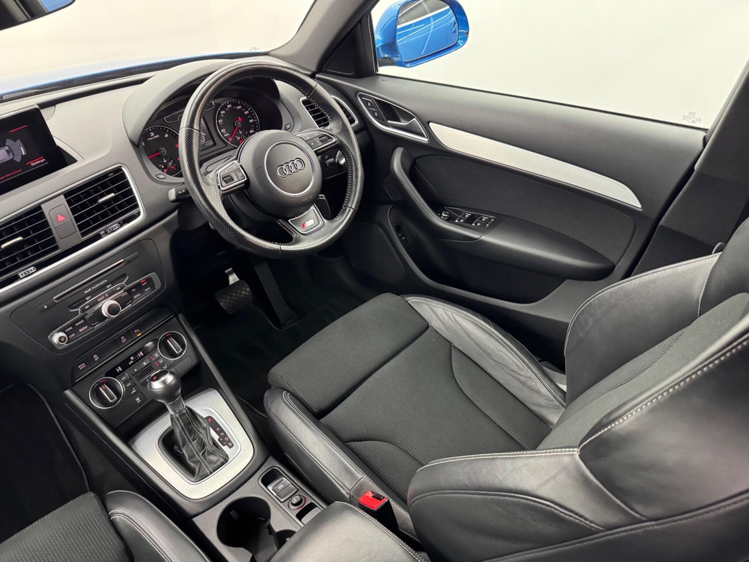 Used Audi Q3 2017 for sale - 76446523: Photo 59