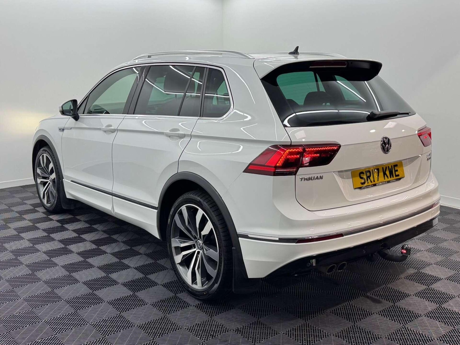 Used Volkswagen Tiguan 2017 for sale - 77783112: Photo 16