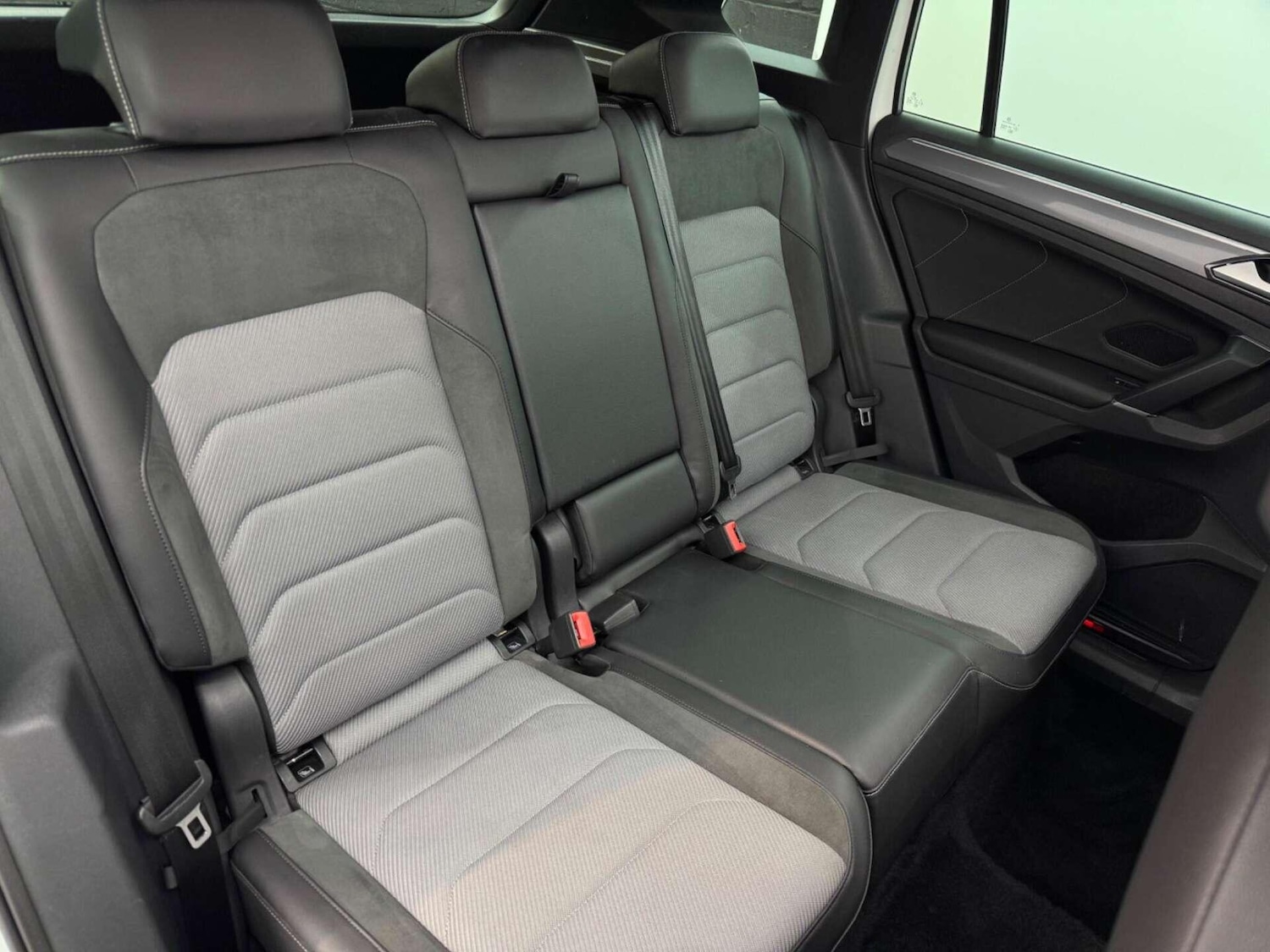 Used Volkswagen Tiguan 2017 for sale - 77783112: Photo 46