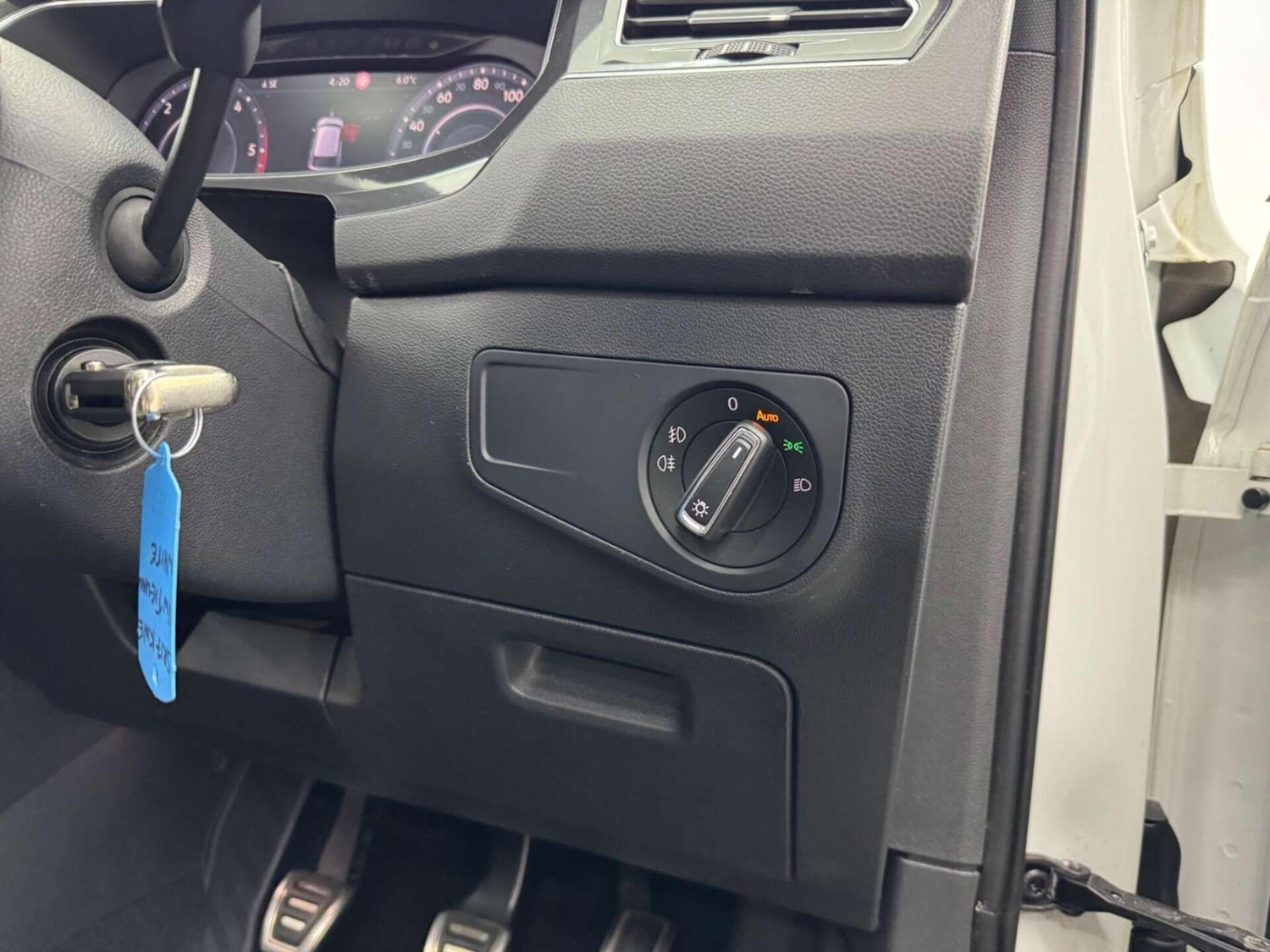 Used Volkswagen Tiguan 2017 for sale - 77783112: Photo 52