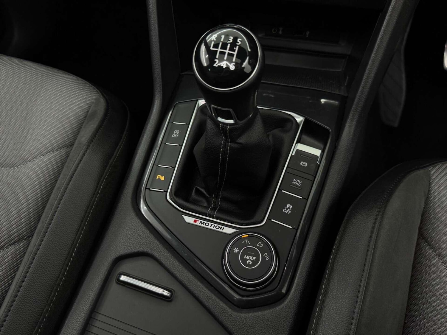 Used Volkswagen Tiguan 2017 for sale - 77783112: Photo 6