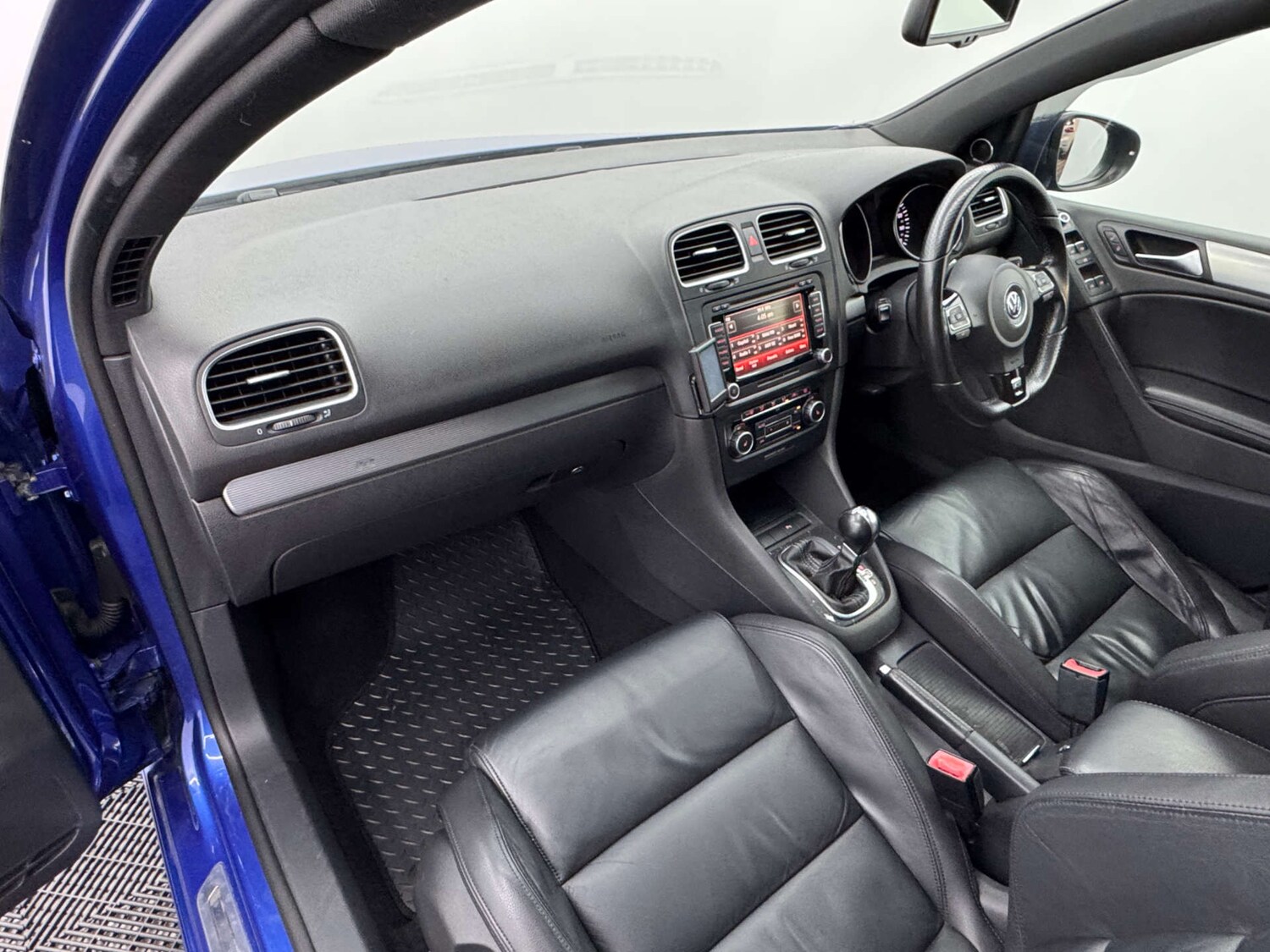 Used Volkswagen Golf 2010 for sale - 77844609: Photo 50