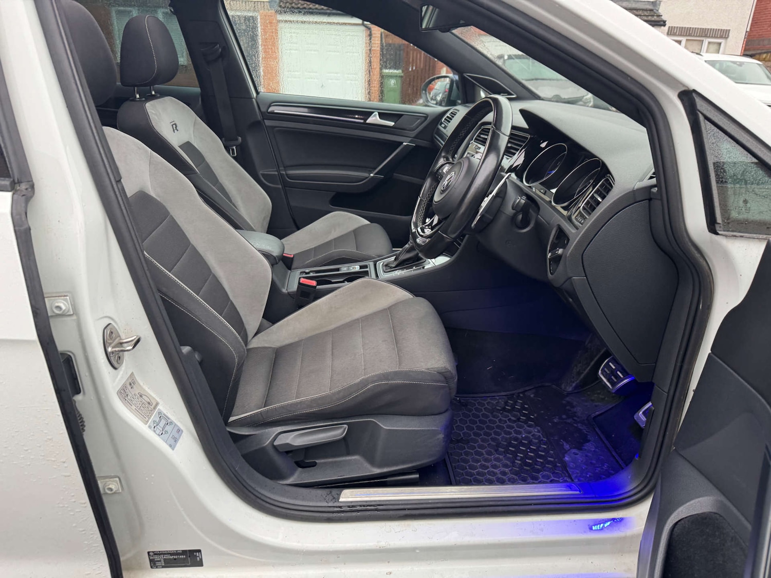 Used Volkswagen Golf 2016 for sale - 77844616: Photo 32