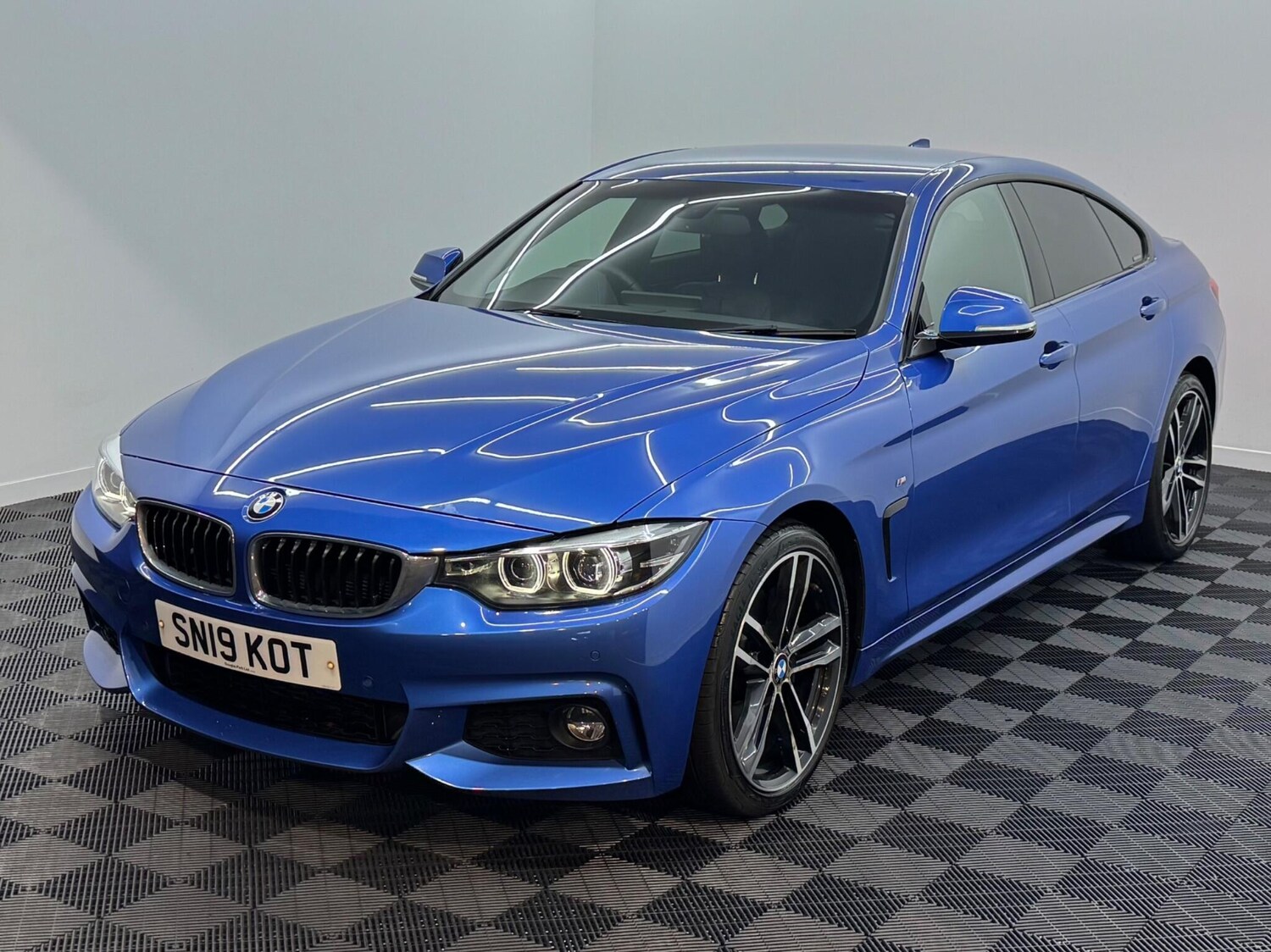Used BMW 4 Series 2019 for sale - 77478689: Photo 17