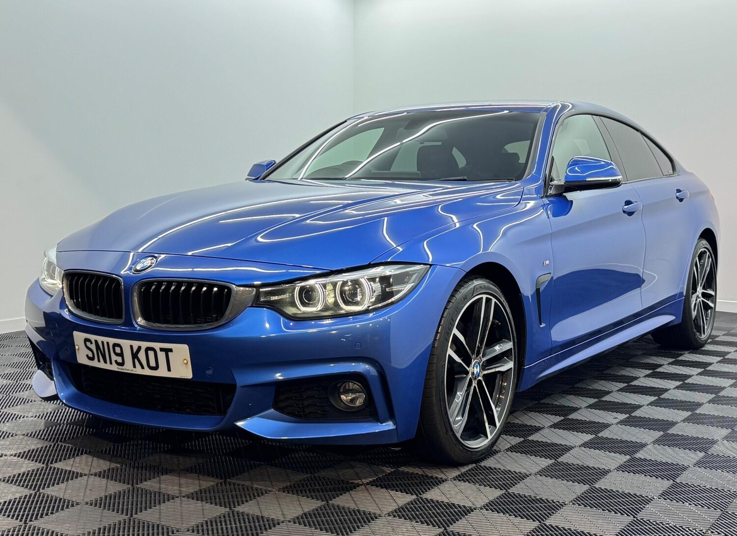 Used BMW 4 Series 2019 for sale - 77478689: Photo 9