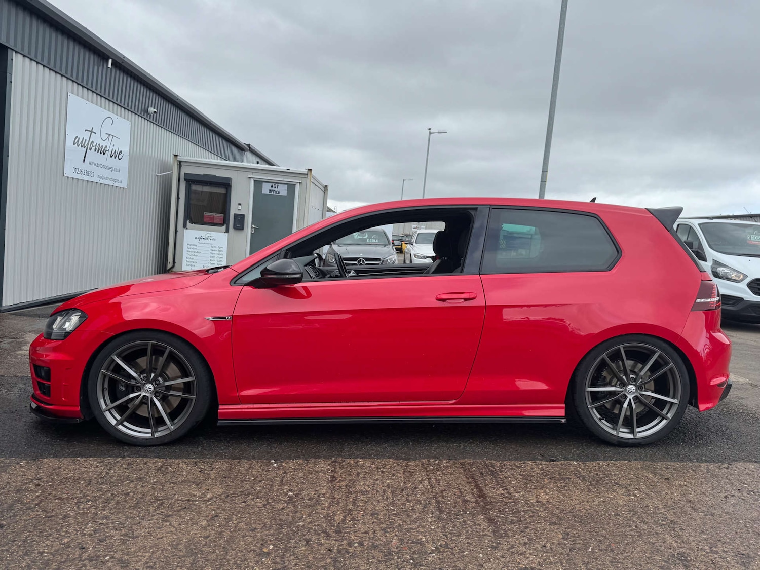 Used Volkswagen Golf 2015 for sale - 77981661: Photo 9