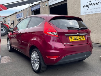 Used Ford Fiesta 2010 for sale - 75687712: Photo