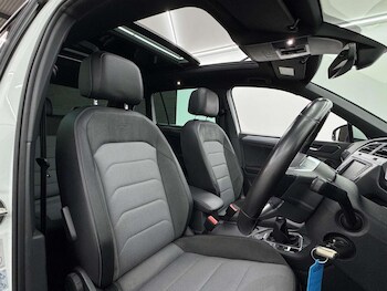 Used Volkswagen Tiguan 2017 for sale - 77823588: Photo