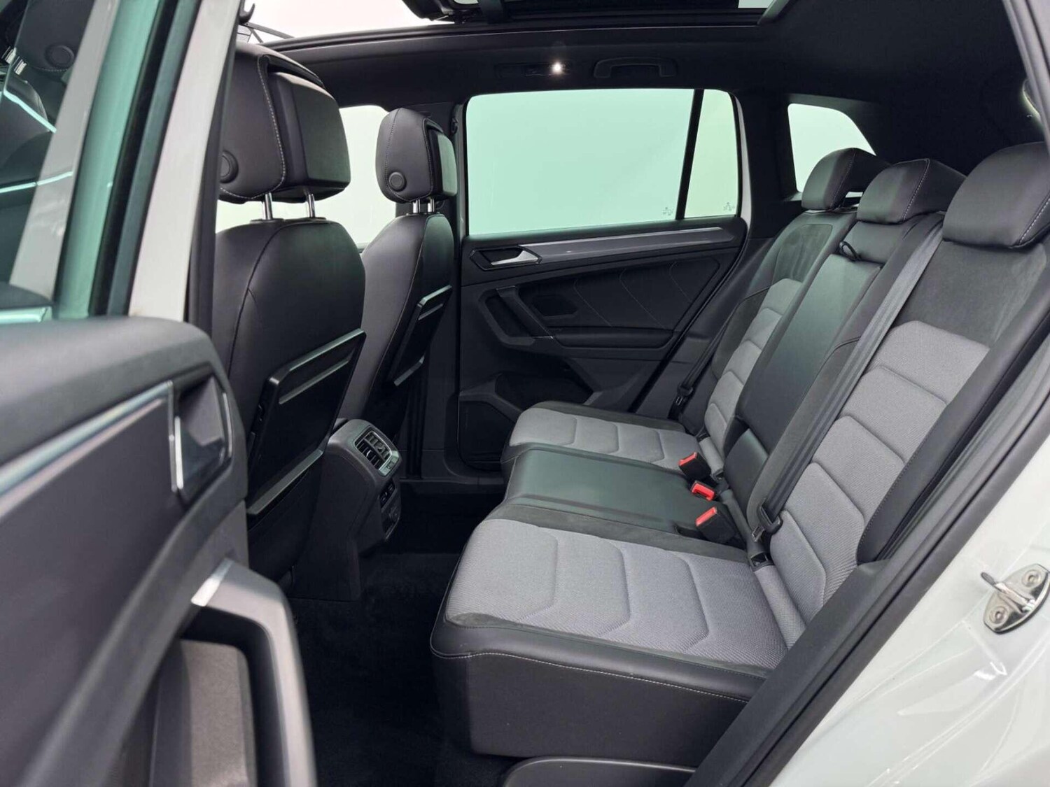 Used Volkswagen Tiguan for sale - 77823588: Photo 50