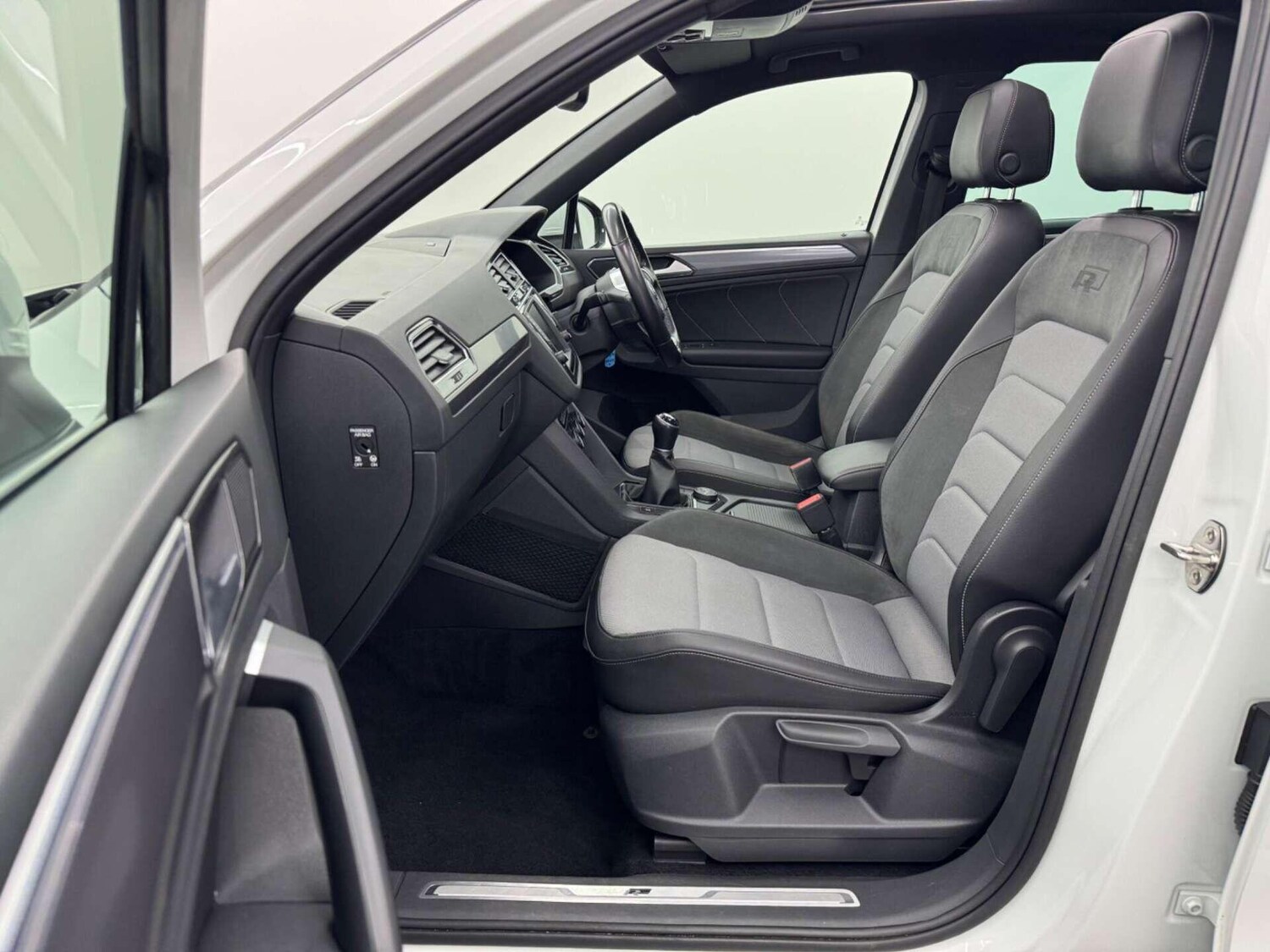 Used Volkswagen Tiguan for sale - 77823588: Photo 76