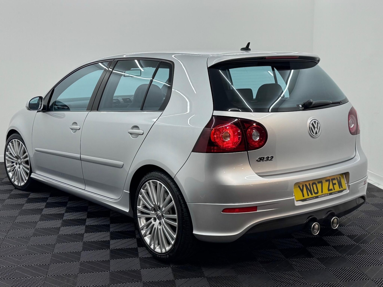 Used Volkswagen Golf 2025 for sale - 77029736: Photo 2
