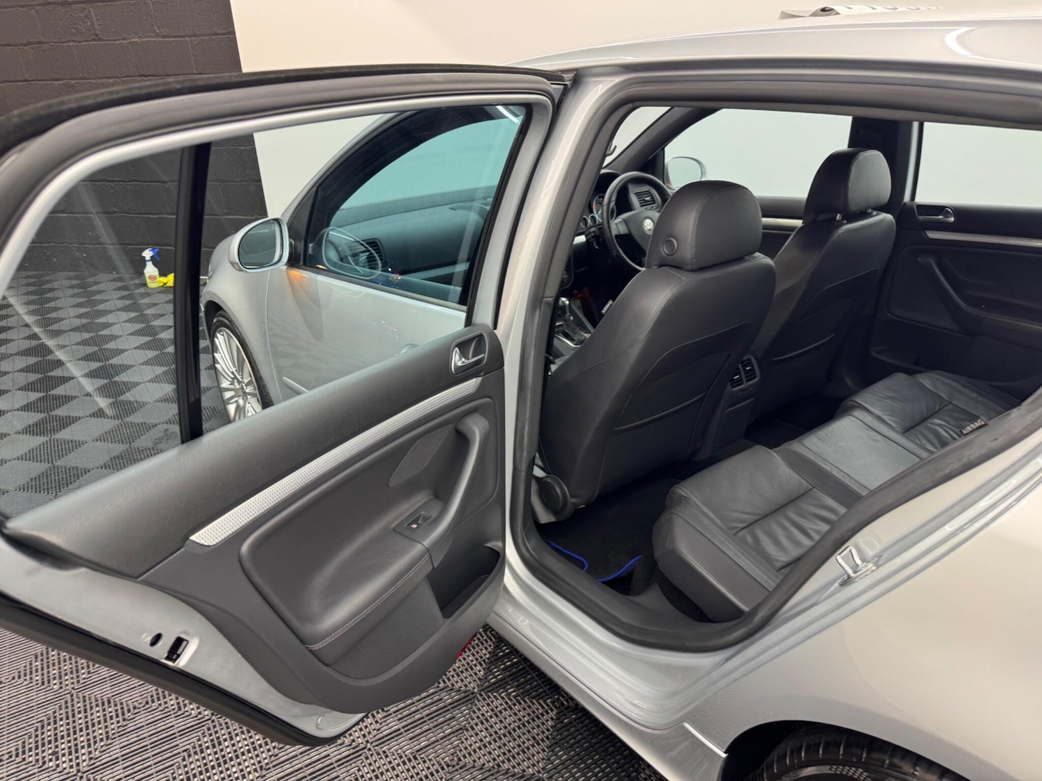 Used Volkswagen Golf 2025 for sale - 77029736: Photo 90