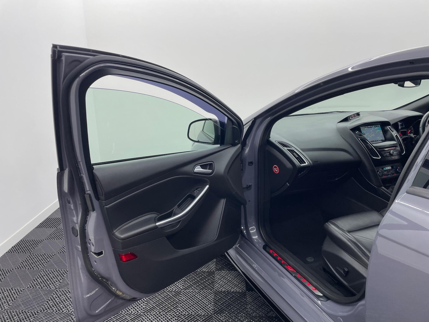 Used Ford Focus 2015 for sale - 76446393: Photo 47