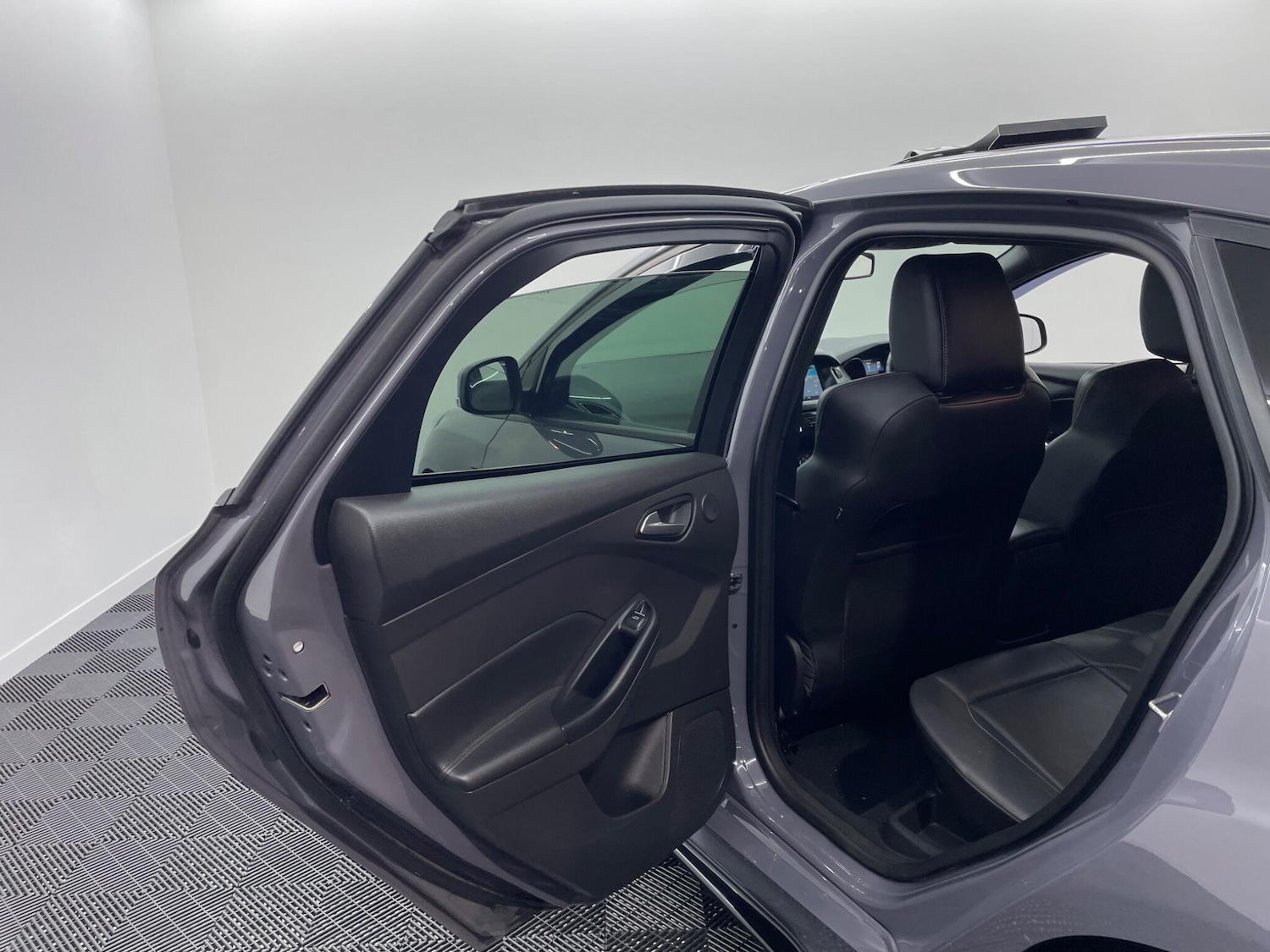 Used Ford Focus 2015 for sale - 76446393: Photo 49