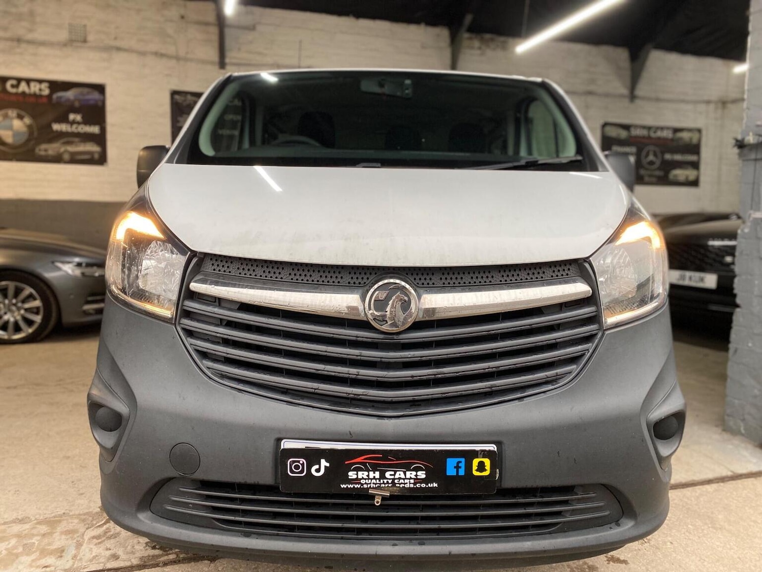 Used Vauxhall Vivaro 2016 for sale - 77303564: Photo 5